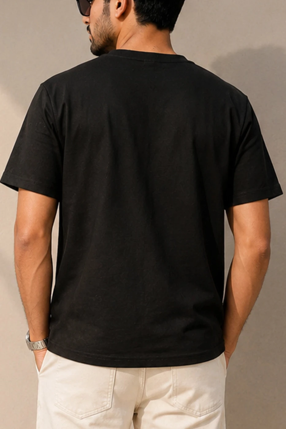 Modern Seam Pocket Tee - 4